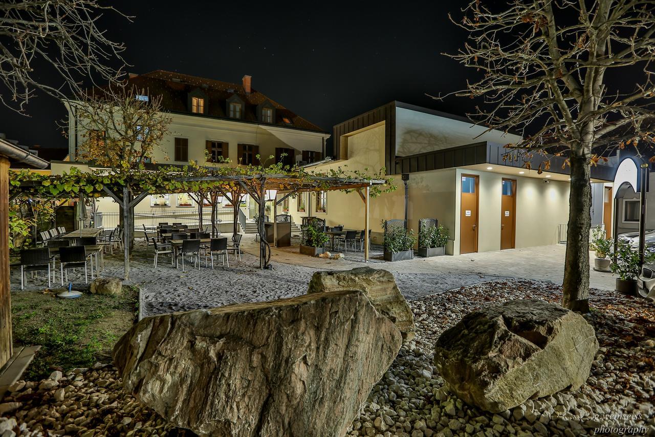 Готель Feldkirchnerhof Feldkirchen bei Graz Екстер'єр фото